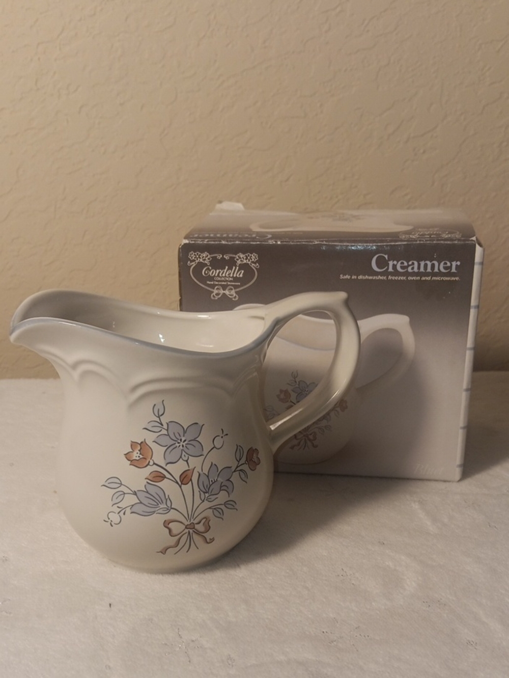 Vintage Cordella Collection Bluet Stoneware Creamer Pitcher With Original Box